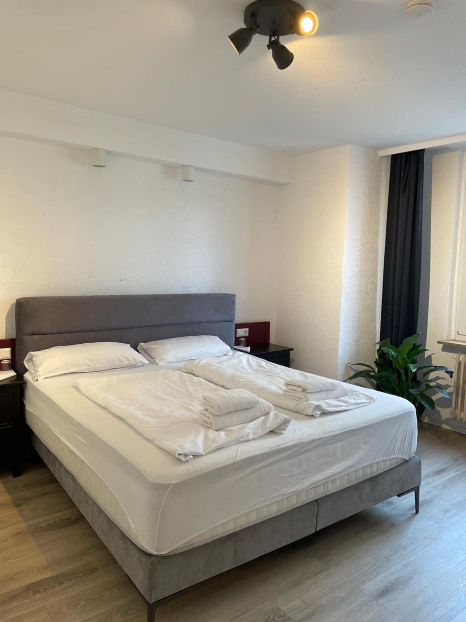 Trust Hotel & Apartment Stuttgart Ngoại thất bức ảnh